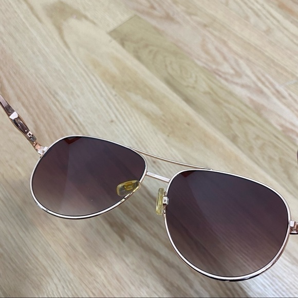 Laundry Shelli Segal Aviator Sunglasses Gold White - Picture 6 of 7